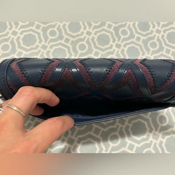 Tory Burch Two Colour Bag - Picture 8 of 10